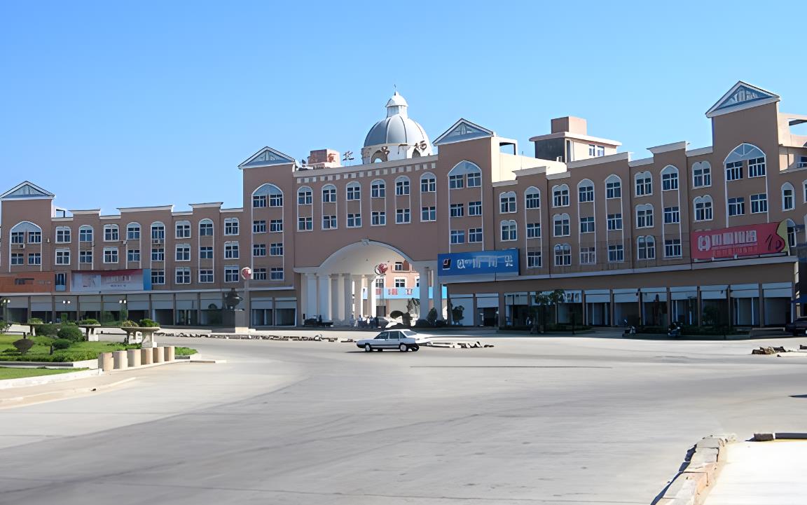 貿易廣場工程案例