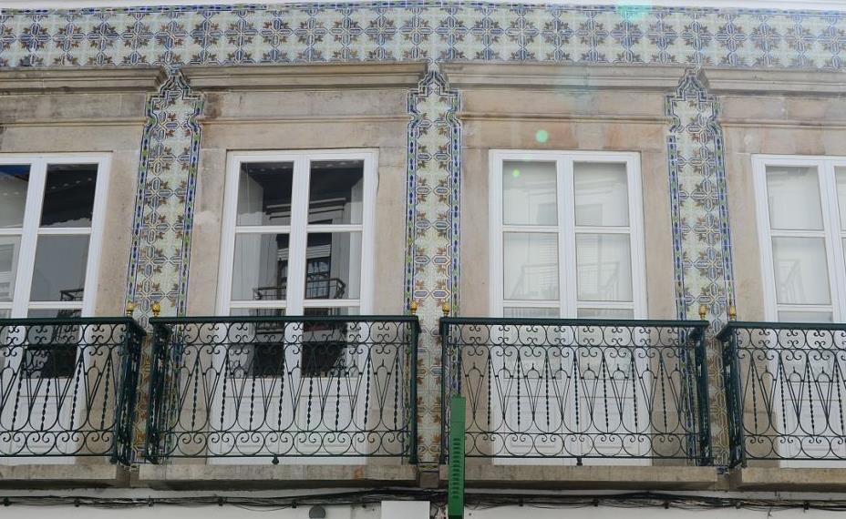 eps線條施工期間不能忽視的幾個(gè)要點(diǎn)