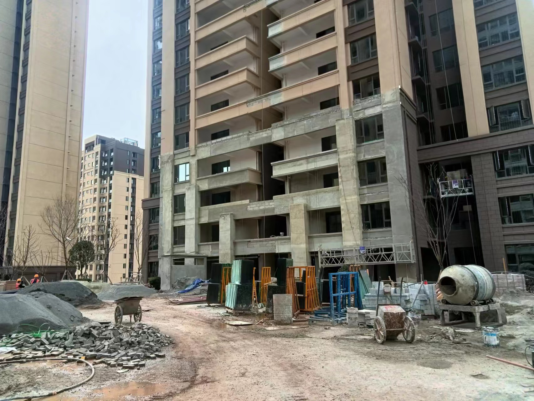 如何打造精致的EPS外墻裝飾線條？