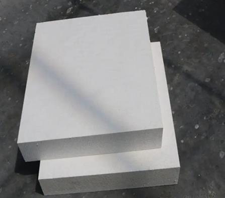 eps聚苯板 關(guān)于如何確保eps泡沫構(gòu)件施工前質(zhì)量的檢查流程大公開文章。通過嚴格把控材料質(zhì)量、尺寸、外觀、結(jié)構(gòu)穩(wěn)定性、防水性能和防火性能等