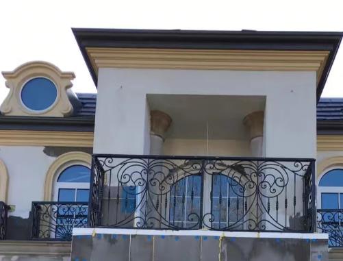 對(duì)于EPS線條的接縫處，要特別注意處理